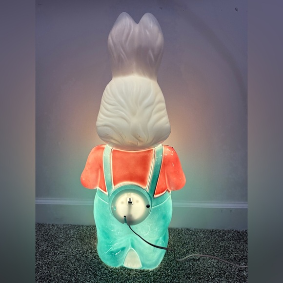 Vintage Mr and Mrs Easter Bunny blow molds - Picture 3 of 13